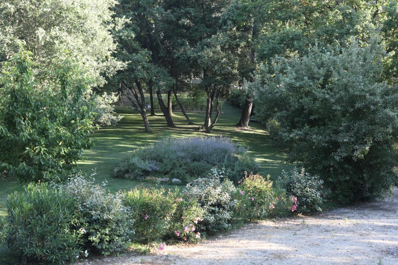 Maison Calme Et Verdure Saint-Cannat Exterior photo